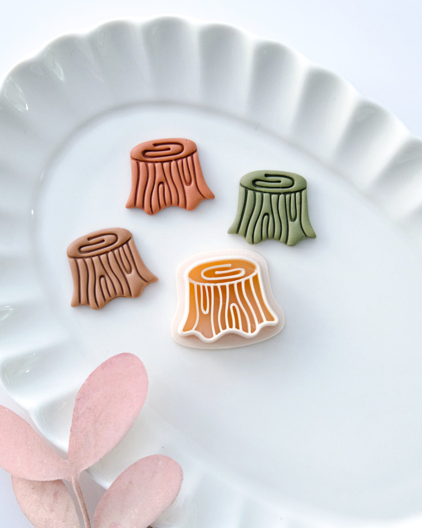 Tree Stump Clay Cutters