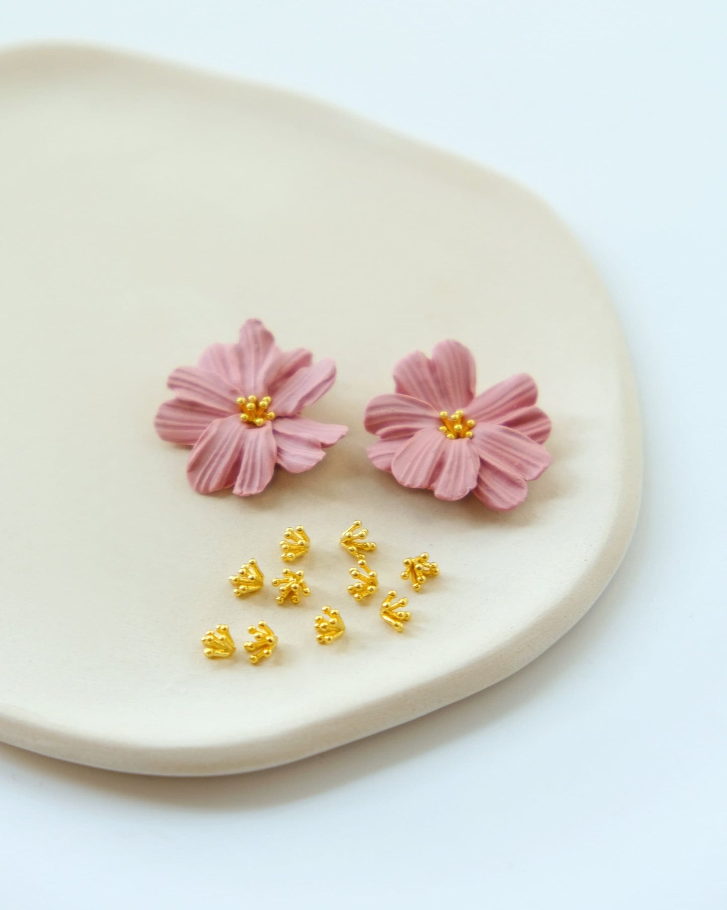 10pcs Gold Plated Floral Stamens