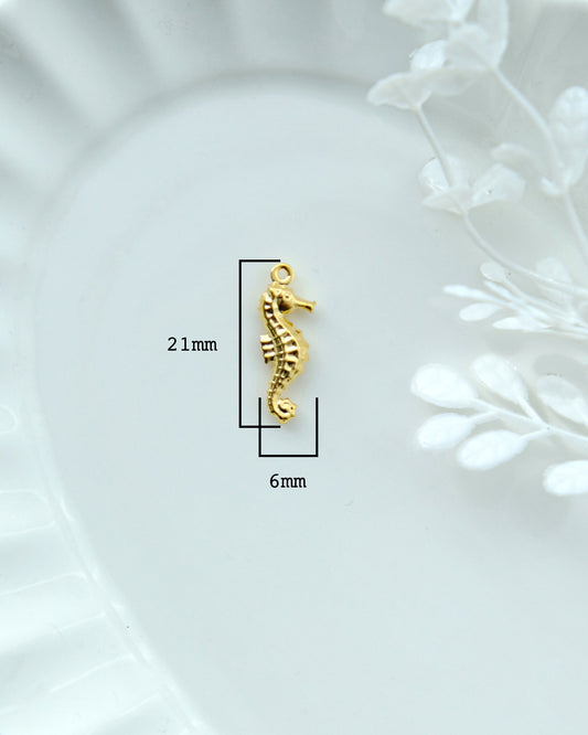 10pcs Gold Plated Brass Seahorse Charms