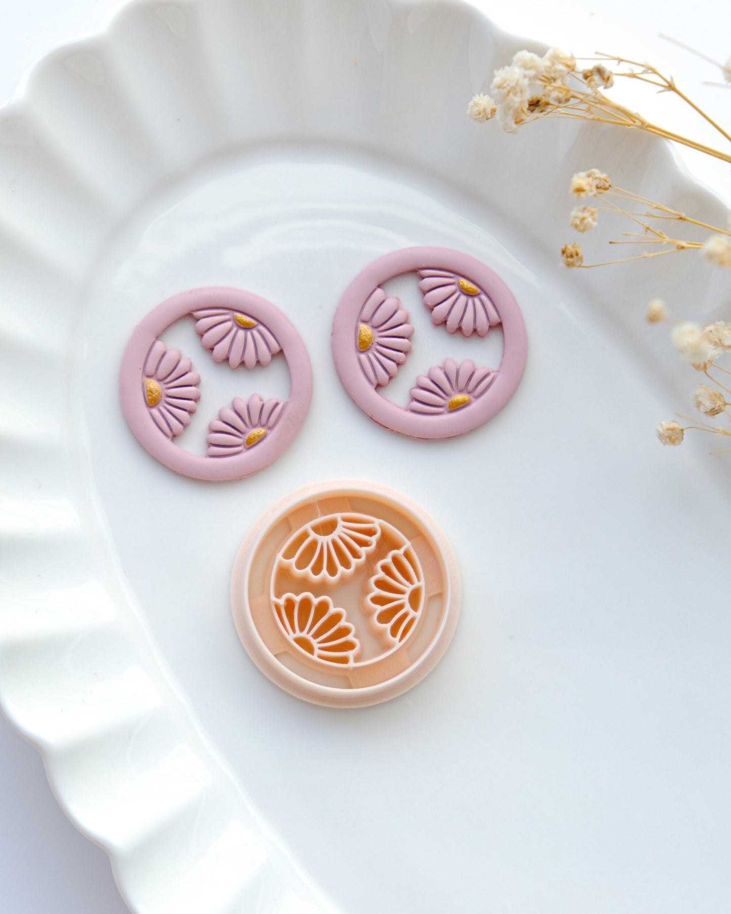 Daisy Flower Round Hoop Polymer Clay Cutter | Spring Clay Cutters | Floral Clay Cutters | Clay Earring Cutters | Jewelry Making | Clay Tools