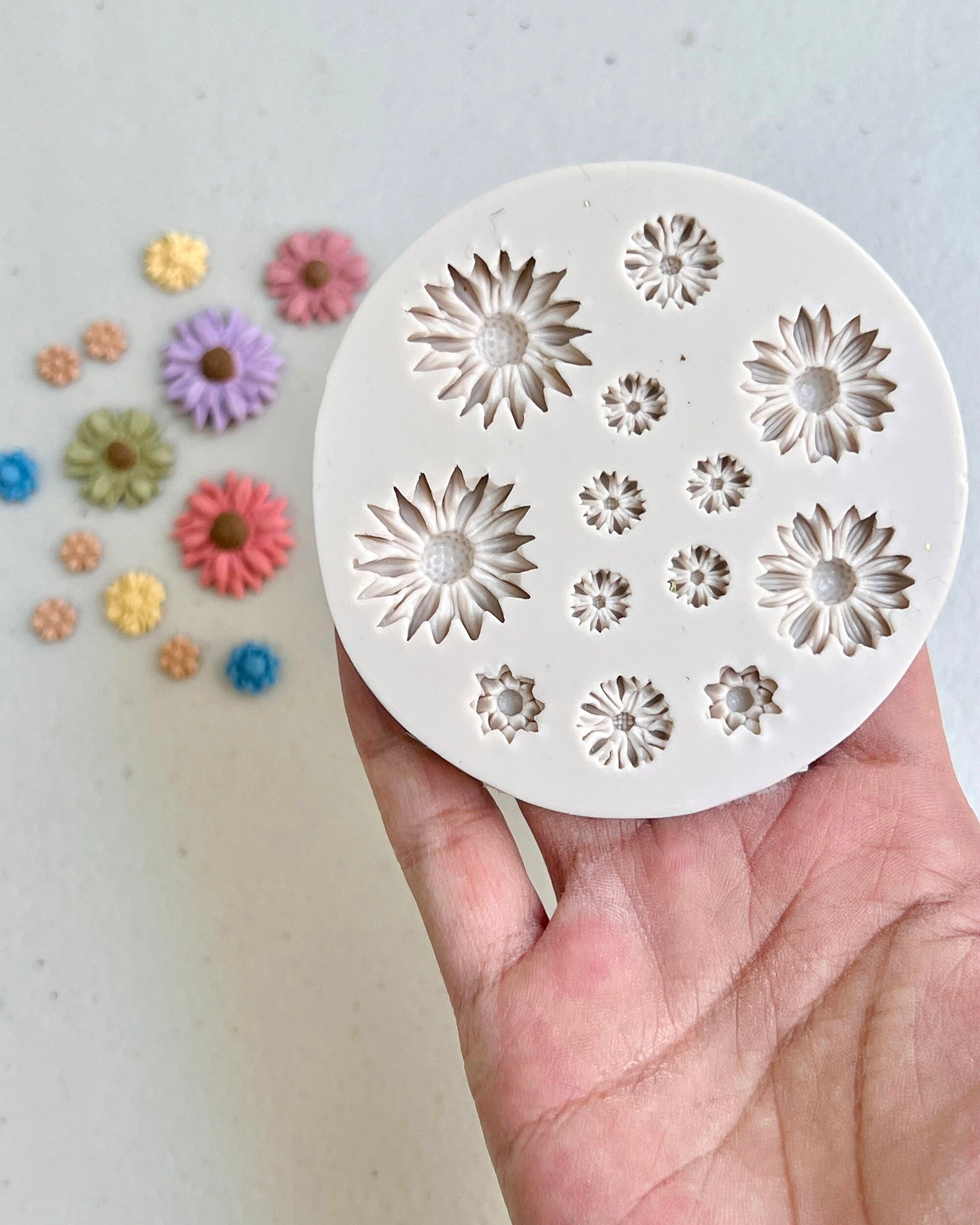 Silicone Flower Mold for Polymer Clay Earrings – RoseauxClayCo