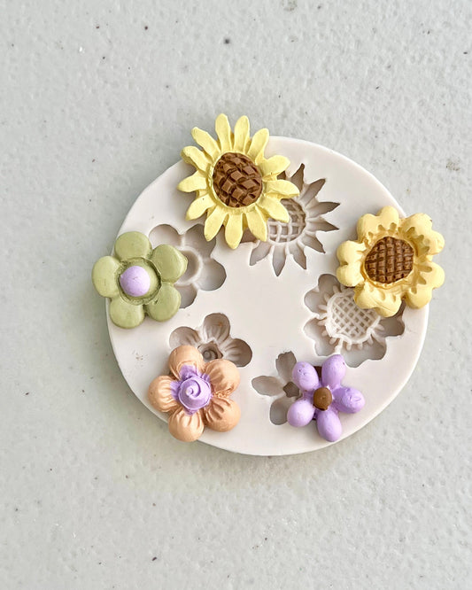 Clay Molds Small Flower Molds Silicone Cabochon Mum Mold Resin Polymer Clay  Mold Silicone Flexible Flower Rose Mould 