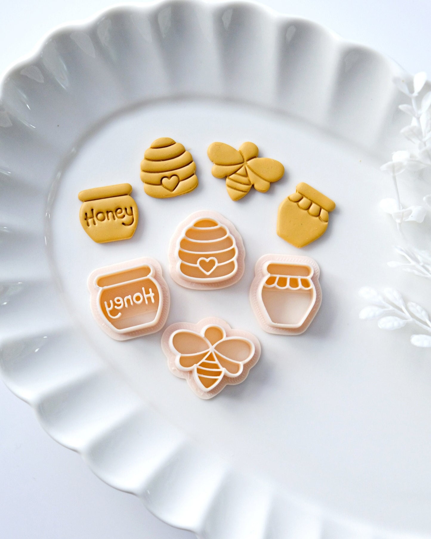 Honey Bee Clay Cutters