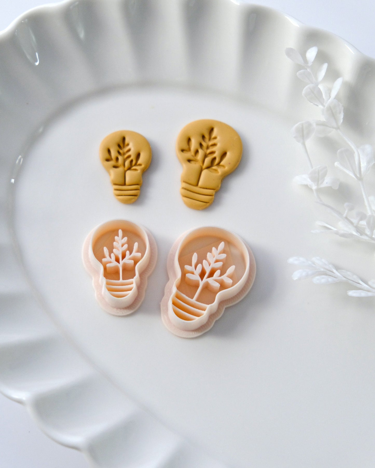 Spring Light Bulb Clay Earring Cutters